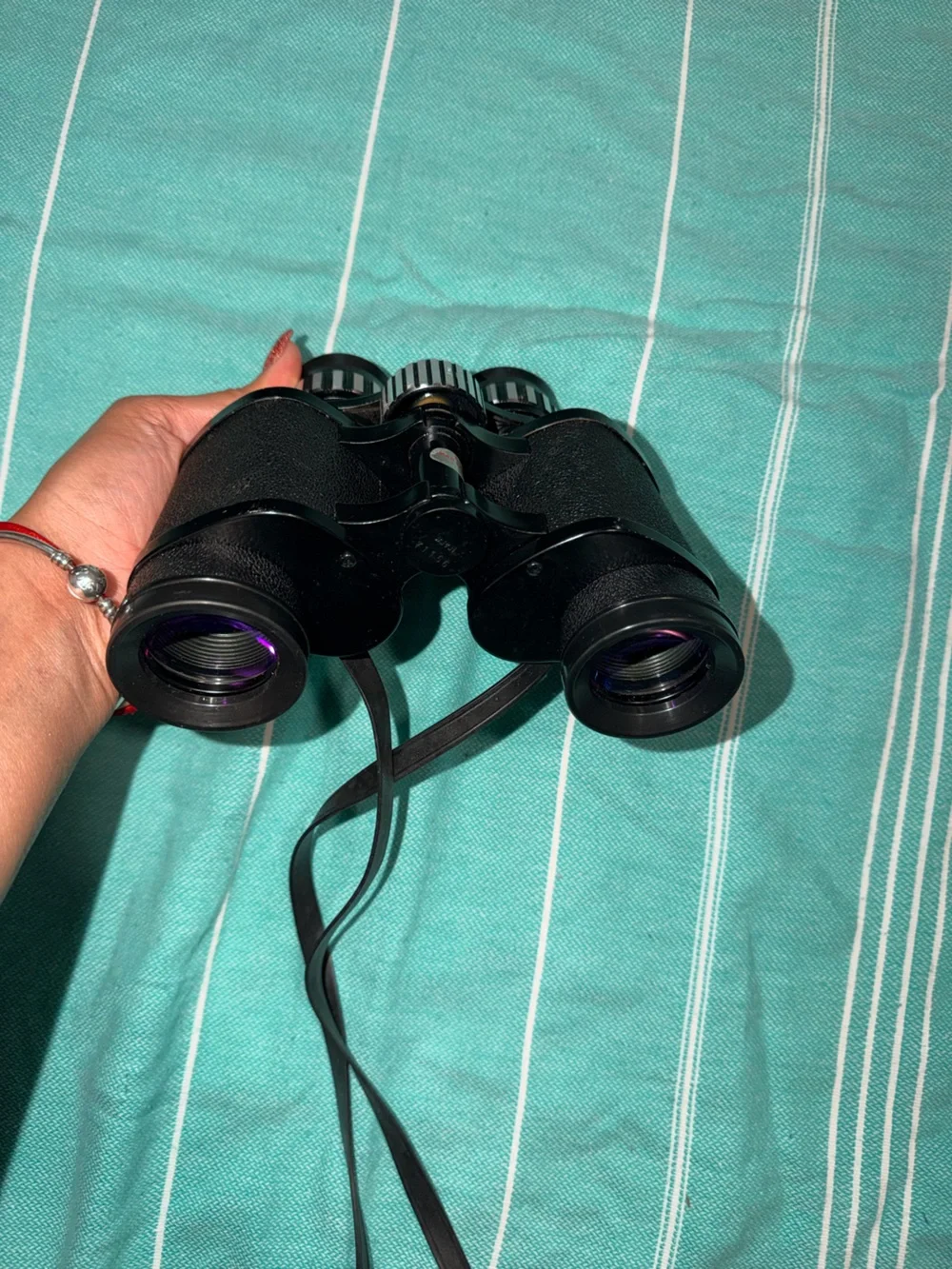 Vintage Black Compact Binoculars with Textured Grip - Outdoor Viewing